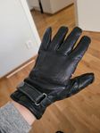 knivsäkra handskar