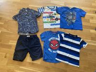 Paket sommarkläder/barnkläder (stl 122/128)