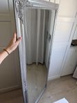 Hängbar spegel 162x72