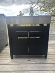 Austin & Barbeque sidobord
