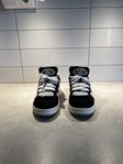 Adidas Campus 00s