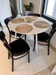 Säljes 4 st Ikea ”Idolf” stolar 