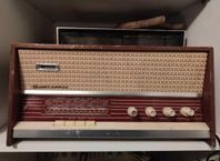 AM/FM radio