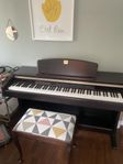 Yamaha Clavinova CLP 130