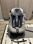 Maxi cosi-vridbar 180°, bilbarnstolen som räddar din rygg!