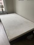 Tempur madrass med säng 120x200