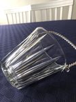 NY OANV ISHINK AV KRISTALL MED FLÄTTAD SILVER HANDTAG