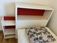 Hylla/sänggavel/förvaring 