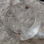 Glasskulptur Mats Jonasson Full Lead Crystal Cat Paperweigh
