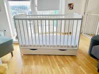 Barnsäng med förväring