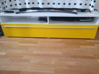 Tv bänk 