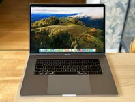 Välskött MacBook Pro 15 Touch Bar Rymdgrå med kvitto