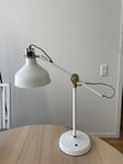 Skrivbordslampa
