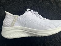 Sketchers  SlipIn stl 40