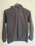 SAIL RACING SVART JR BOWMAN SOFTSHELL HOOD STORLEK 176 