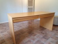 Skrivbord