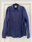 Ny marinblå skjorta i strl XXL från Tommy Jeans, slim fit
