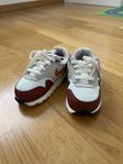 Nike Air Max 1 (TD) för barn - oanvända i kartong!