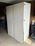IKEA Garderob Platsa inkl trådbackar