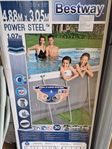 Stor härlig pool