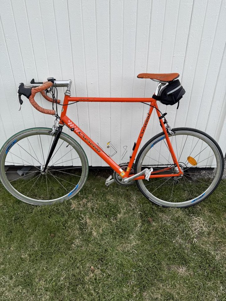 Crescent 2318 racer