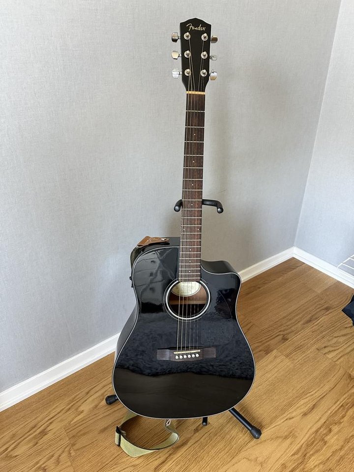 Fender CD-60CE