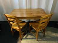 Ikea Jokkmokk bord med 2 stolar 