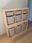 Ikea Trofast förvaringshyllor med backar