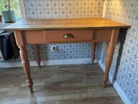 Gammalt skrivbord