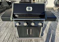 Napoleon Rogue 525 gasolgrill