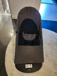 Baby Björn babysitter 