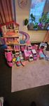Stor samling med Barbie