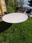 köksbord med 4st stolar
