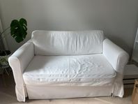 Bekväm bäddsoffa till salu – stilren & praktisk!