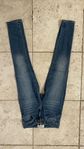 Newhouse blåa jeans, storlek 34