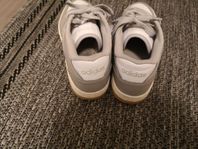 Adidas skor str.42 
