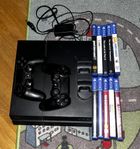 PS4-konsol med spel