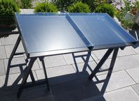 Skrivbord med glasskiva