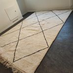 Helt oanvänd äkta Beni Ourain ull matta 200×300 cm