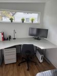Skrivbord, elektriskt höj/sänkbar