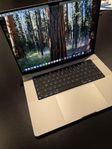 MacBook Pro 16 tum M4 max 48/1tb silver