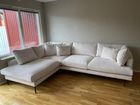 NY Menard 4-sits Manchestersoffa med schäslong vänster sid