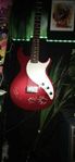 Line 6 Variax 300 El Guitar med Motörhead alla autografer.