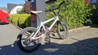 BMX med 16" hjul