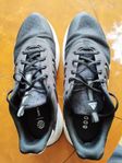  Adidas Boost sneakers, herr,  stl. 44 3/4