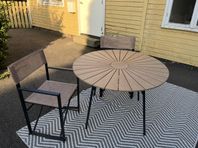 Trädgårdsbord & 4 stolar