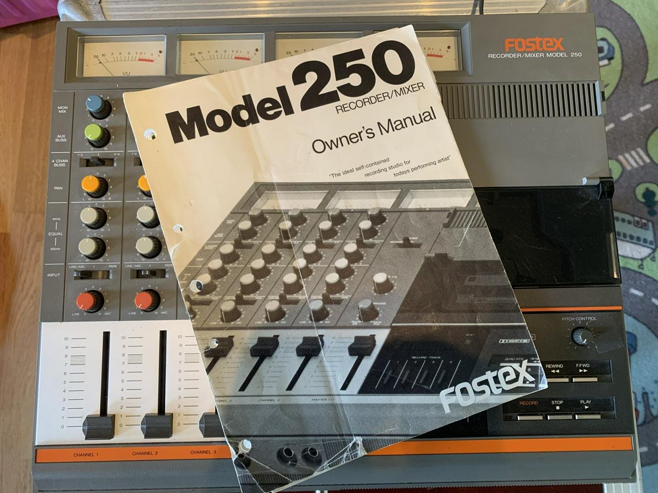 Fostex Portastudio Model 250....