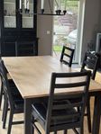 Matbord och 6 st stolar Hans K