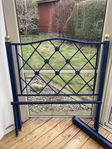 Vacker sängram (90x200)
