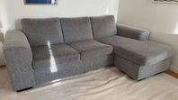 Soffa med divan